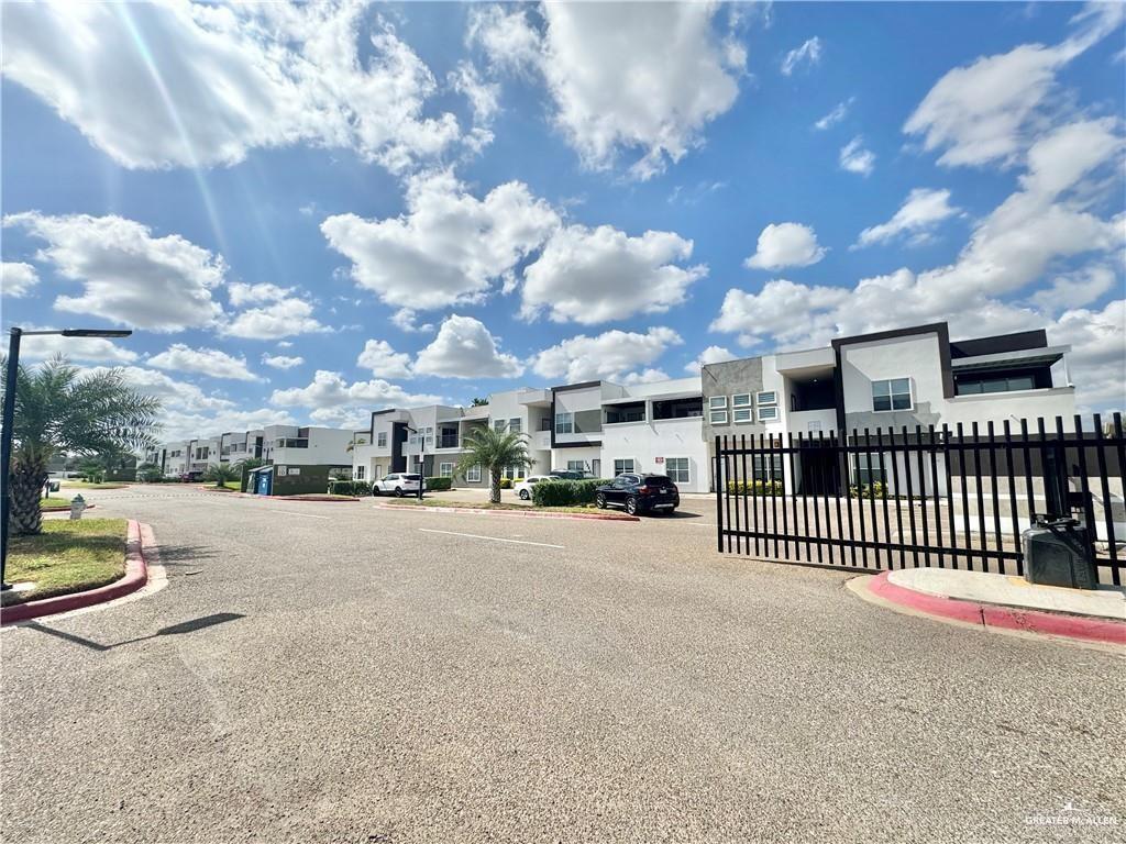 Foto principal - 4217 Colbath Ave