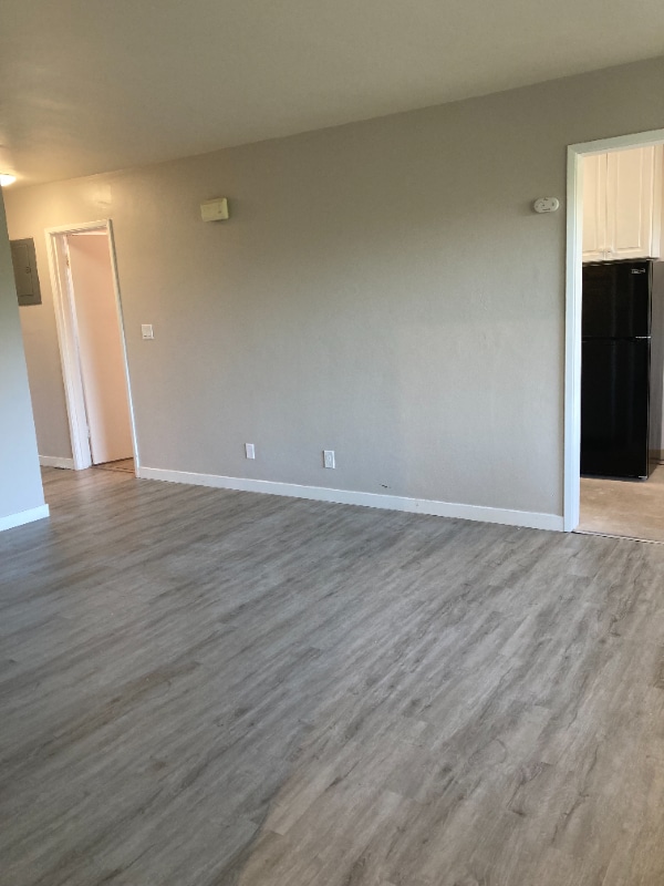 Building Photo - 4640 22nd Ave NE