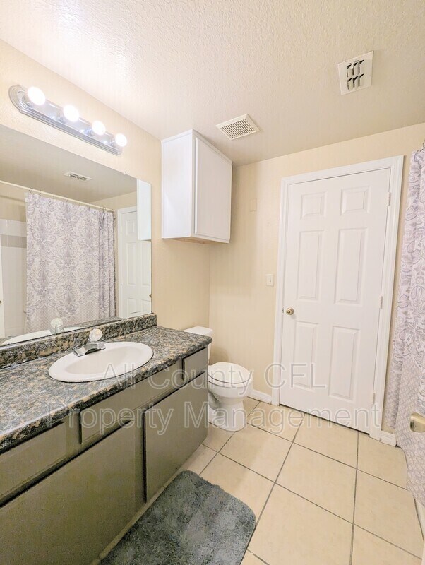 Building Photo - 5526 Pga Blvd