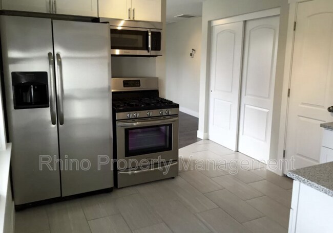 Building Photo - 543 S 500 E