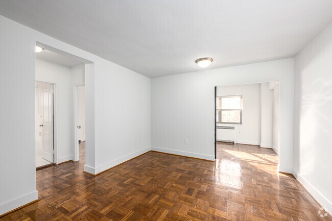 1 dormitorio, 1 baño + estudio - 57 m² - Sala de estar - Macomb Gardens