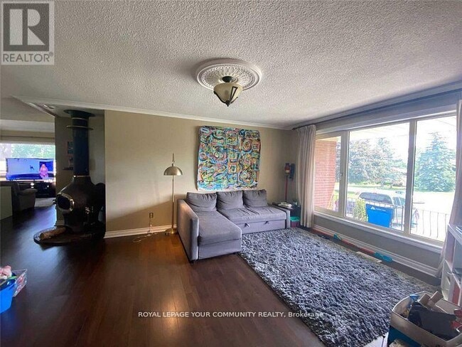 Building Photo - 70 Chavender Pl