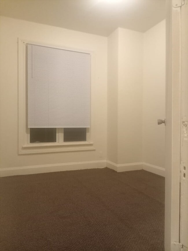 Foto del edificio - 2334 W National Ave