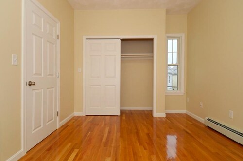 Building Photo - 101 Falcon St