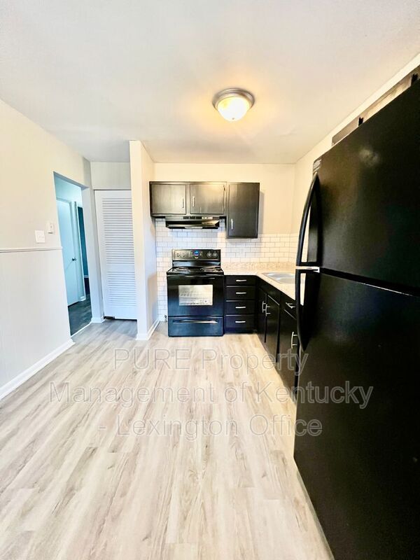 Building Photo - 2416 Windwood Ct