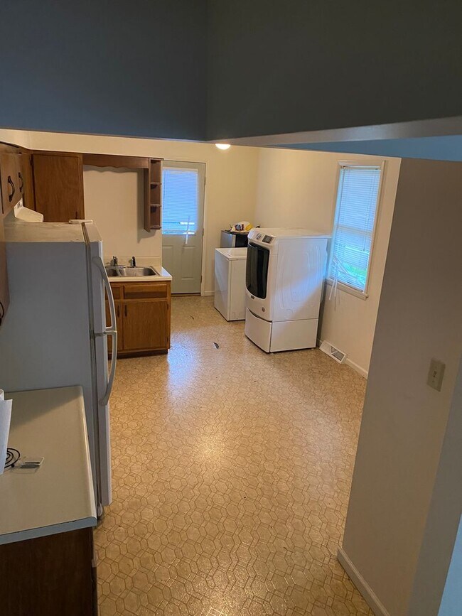 Foto del edificio - 112 S Fayette St