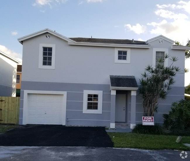 Building Photo - 14746 SW 90th Terrace