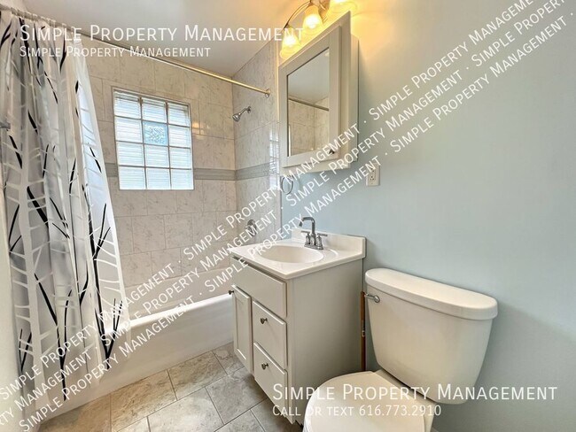 Building Photo - Nice 2 Bed 1 Bath on SE of Grand Rapids Wi...
