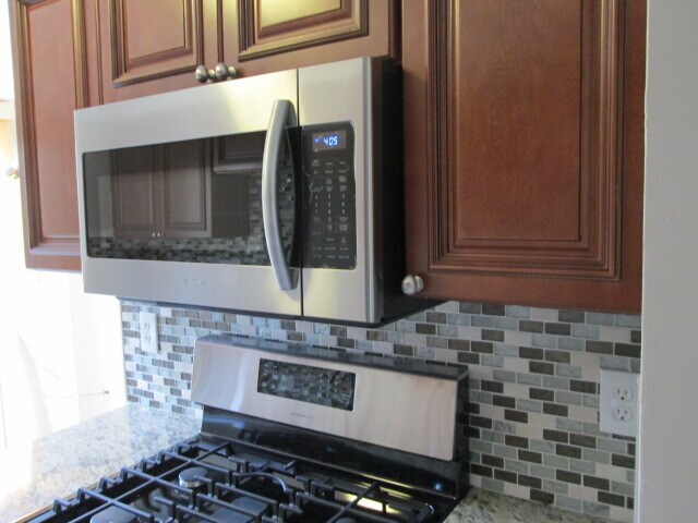 COCINA - 430 Thoreau St