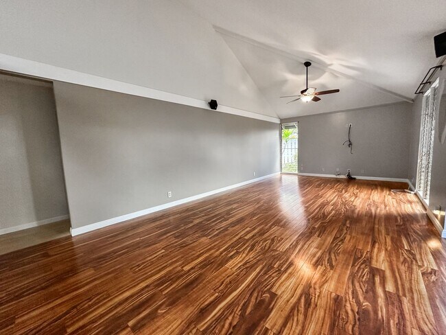 Building Photo - Mililani - 4bdrm/2bath, Large Lot with Pool