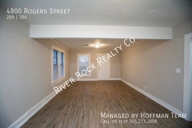 Foto del edificio - 4800 Rogers St