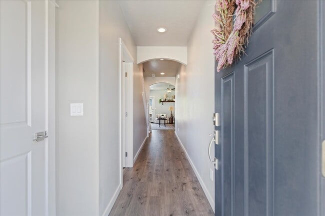Building Photo - 3378 S Cabin Creek Way