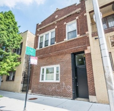Primary Photo - 4207 N Elston Ave