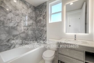 Building Photo - 630 N Juniper St