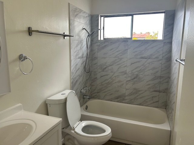 Foto del edificio - 4385 Hamilton St