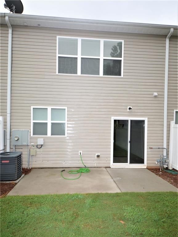 Foto del edificio - 4724 Beacon Ridge Ln