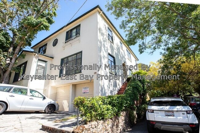 Building Photo - 2522 Hilgard Ave