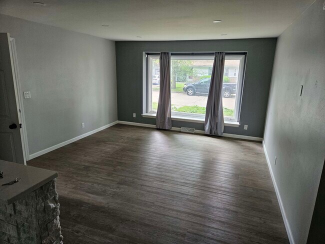Foto del edificio - 6130 W Fairmount Ave