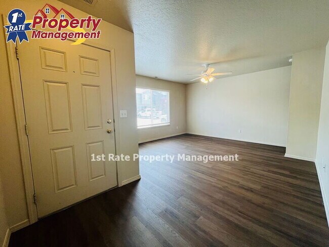 Building Photo - 16025 N 19th St