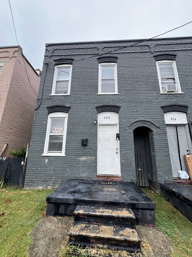 Foto del edificio - 922 Washington Ave