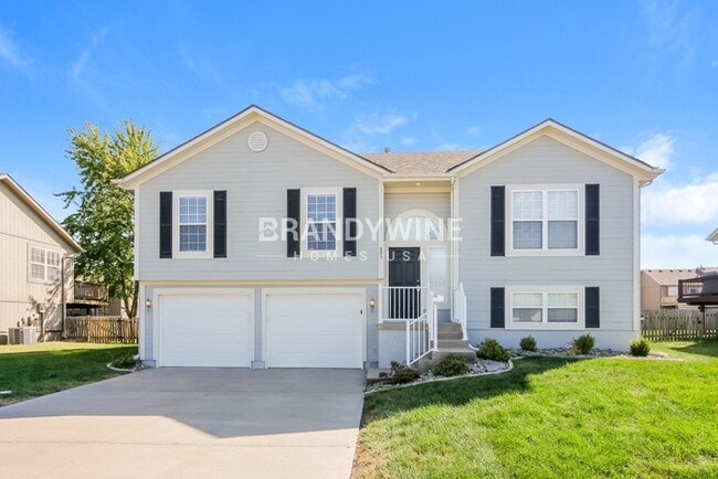 Building Photo - 809 Canter St