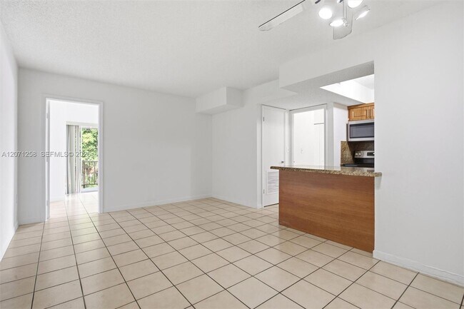Foto del edificio - 810 SW 129th Pl