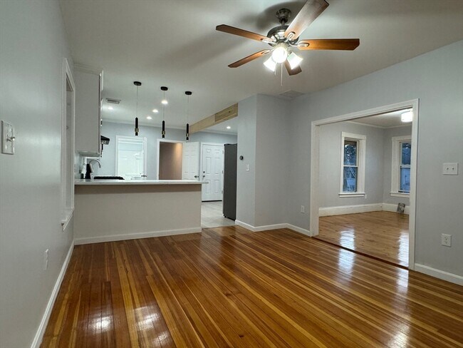 Foto del edificio - 107 Harrison St