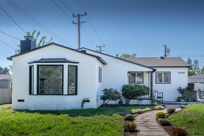 FRONT OF HOUSE - 1011 N Florence St