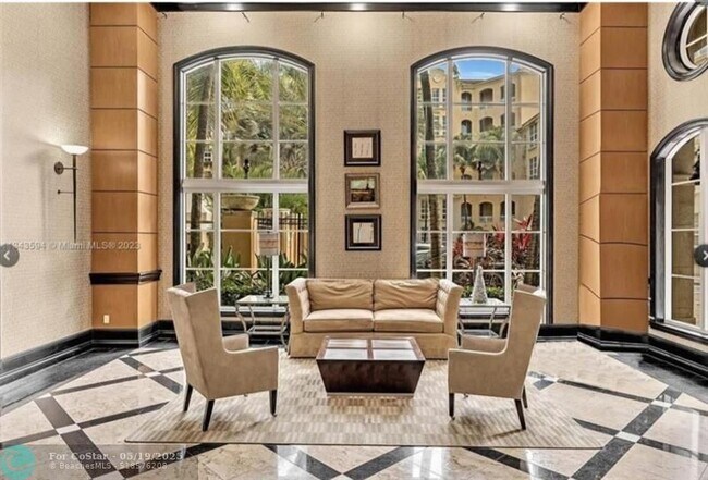 Foto del edificio - 3001 NE 185th St