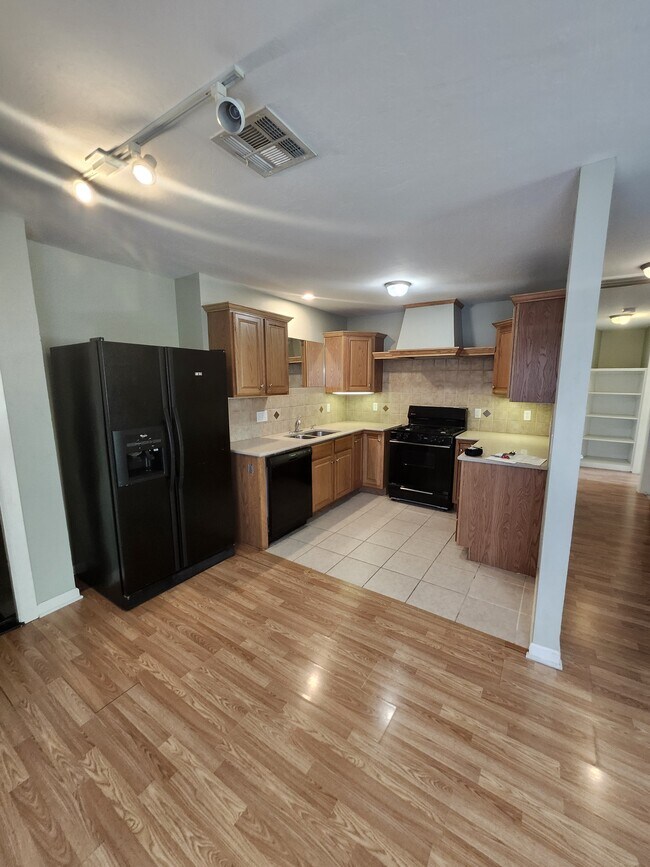 Foto del edificio - 1214 NW 22nd St