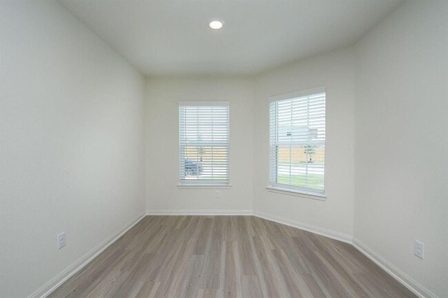 Building Photo - 328 Spanish Stone Dr