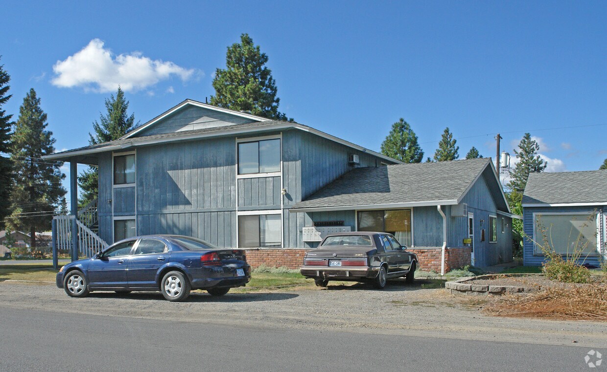Primary Photo - 106 W Wedgewood Ave