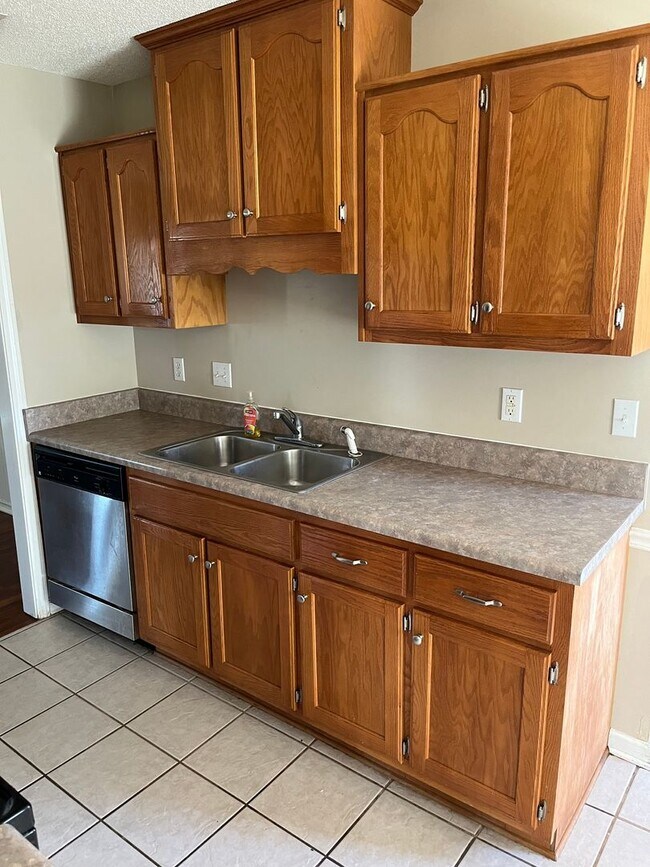 Foto del edificio - Corner Lot