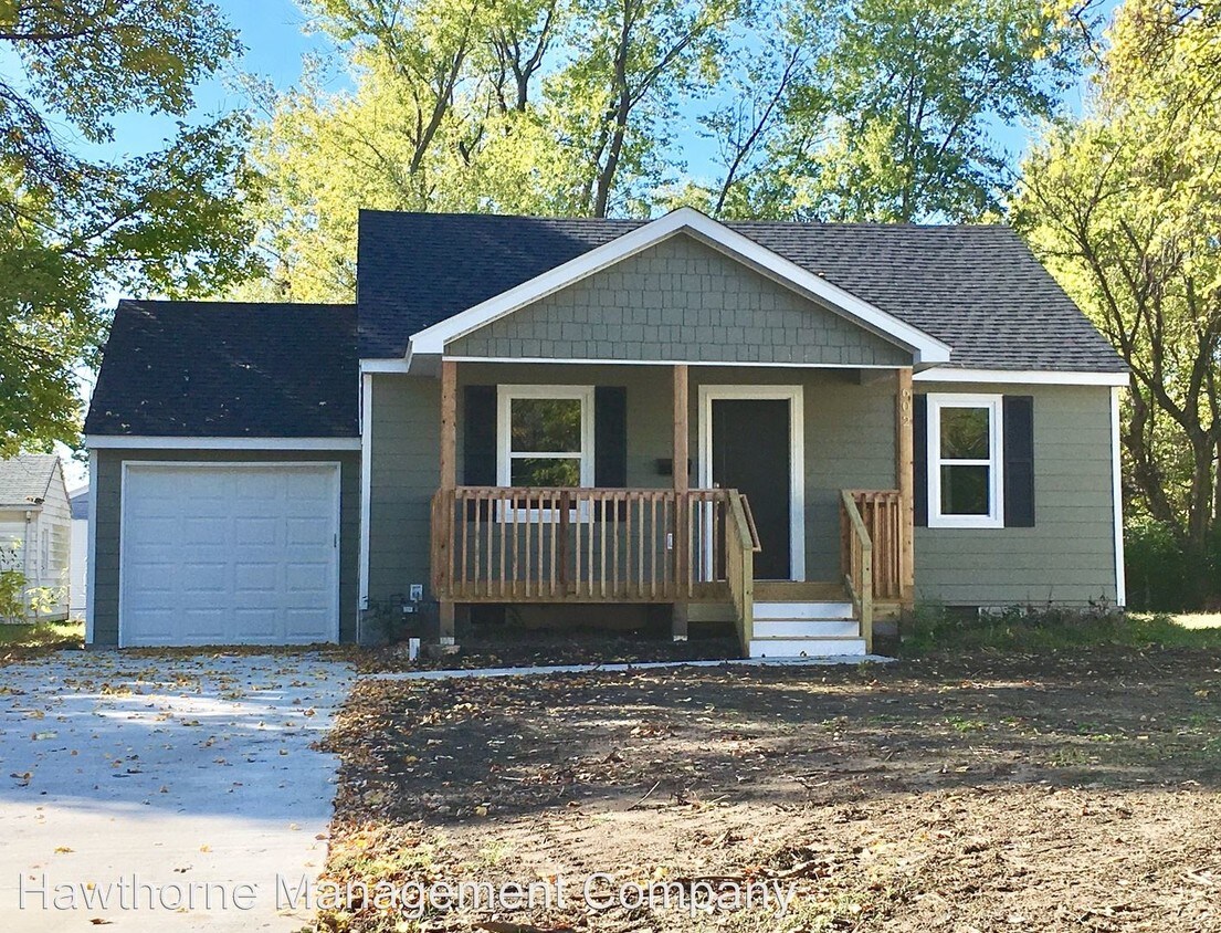Primary Photo - 2 br, 1 bath House - 602 W. Sexton Rd.
