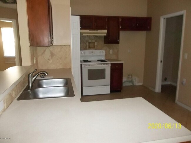 Foto del edificio - 2921 College Park Dr