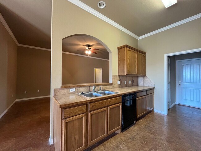 Foto del edificio - 3140 Breton St