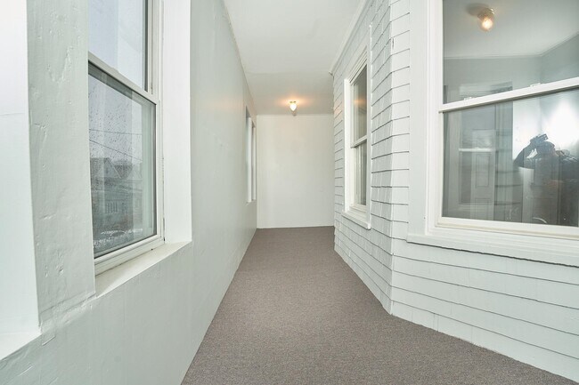 Foto del edificio - 22 W 40th St