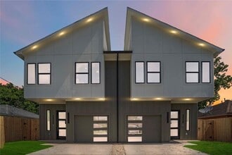 Building Photo - 4505 Phlox St