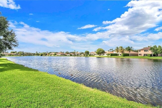 Photo - 16411 Sapphire Bend House