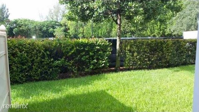 Foto del edificio - 3 br, 2.5 bath Townhome - 4936 Southwest 3...