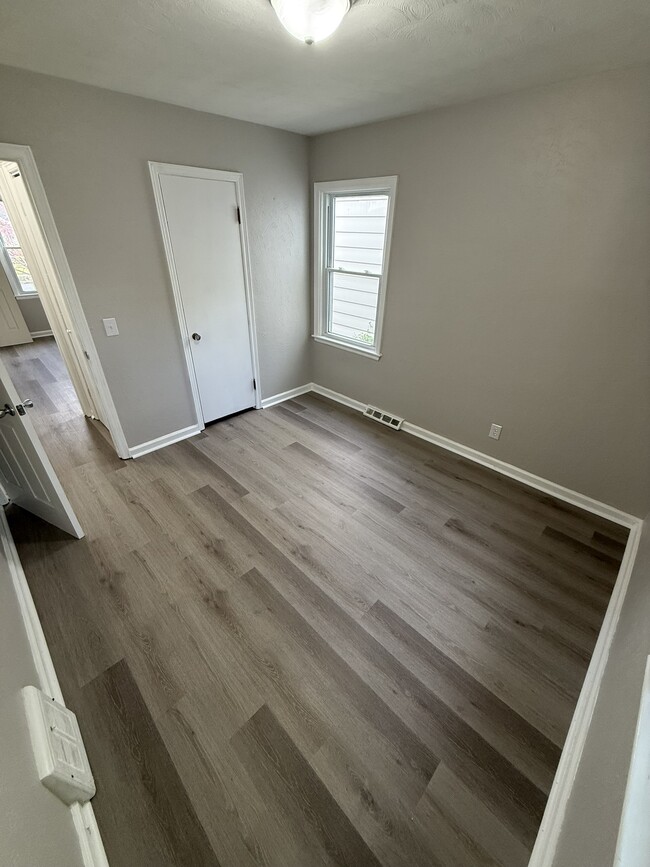 Building Photo - 1028 Branleigh Dr