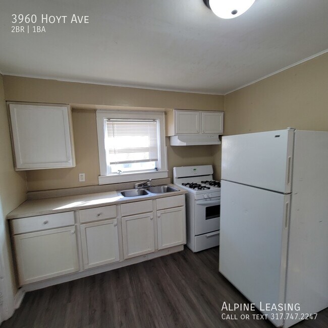 Building Photo - Christian Park 2BR House for LEASE!