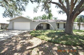 Building Photo - 4008 Briarlake Dr