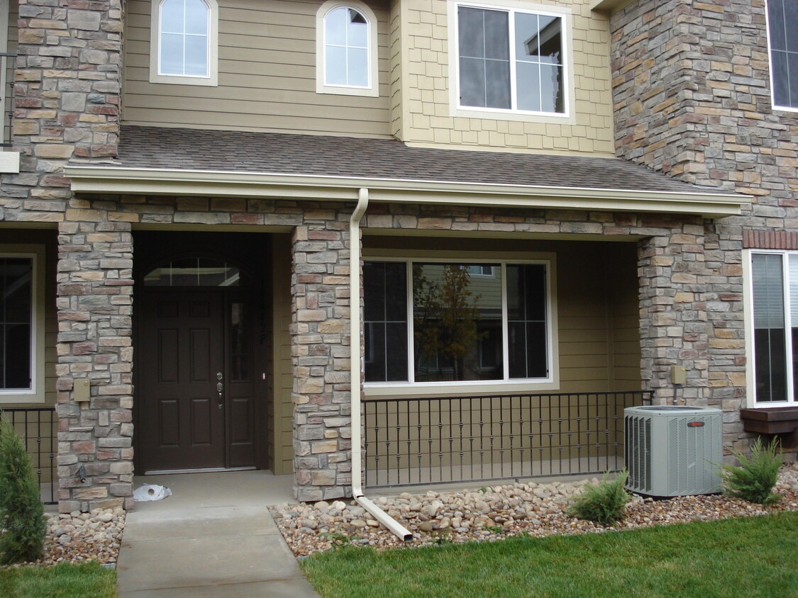 Immaculate Upscale Townhome in fantastic location in Arvada - Immaculate Upscale Townhome in fantastic location in Arvada