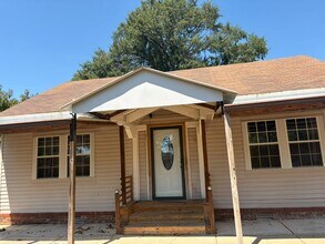 Building Photo - 1316 Martel St