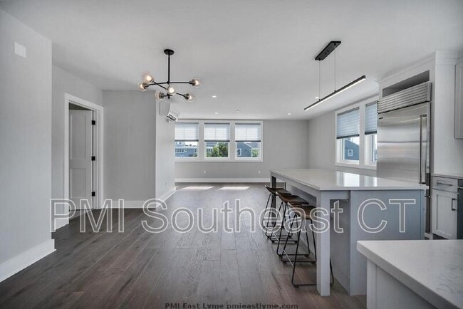 Photo - 3 Water St Apartment