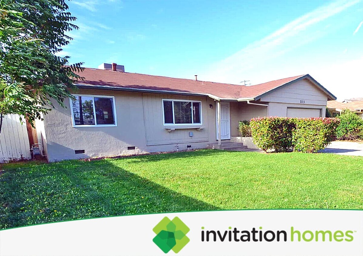 2213 Meadowview Rd House Rental in Sacramento, CA