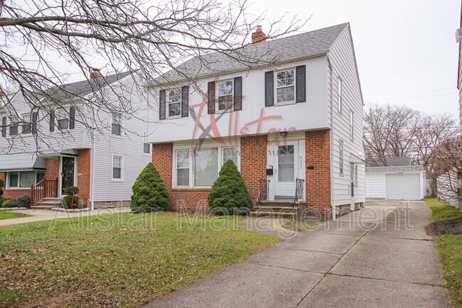 Building Photo - 4032 Hinsdale Rd