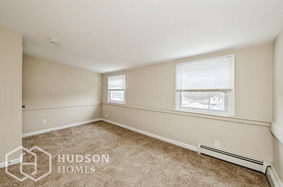 Building Photo - 865 Kreil St