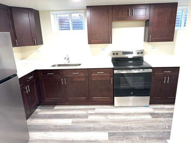 Foto del edificio - 10350 Milford St